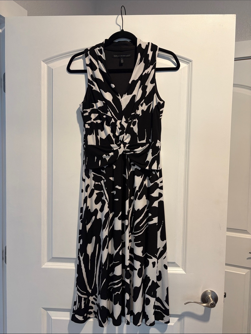 White House Black Market Black and White Twist-Front Midi Dress, Size 2